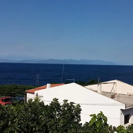 γεώργιος παπαϊωάννου ενοικιαζόμενα Hotel *